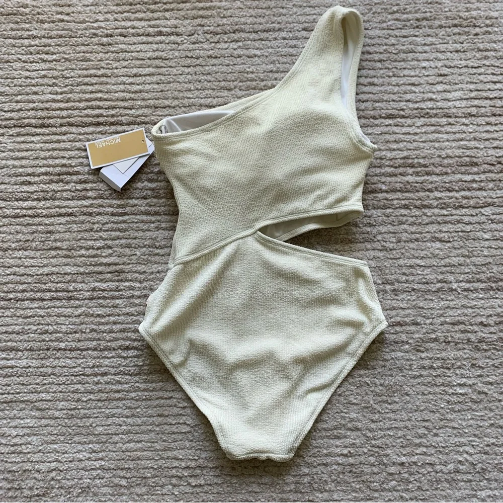 Michael Kors Textured One Shoulder Swimsuit Cream NWT Size 8